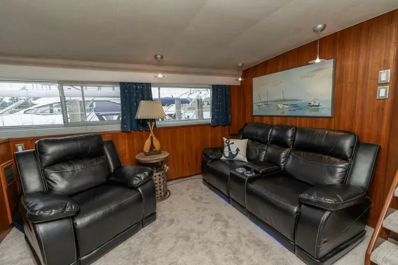 Slide: The Image of Bertram 58 Flybridge Motor Yacht 1986 - 81