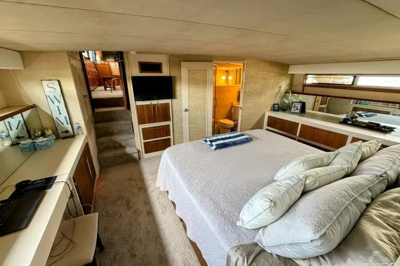 Slide: The Image of Bertram 58 Flybridge Motor Yacht 1986 - 92