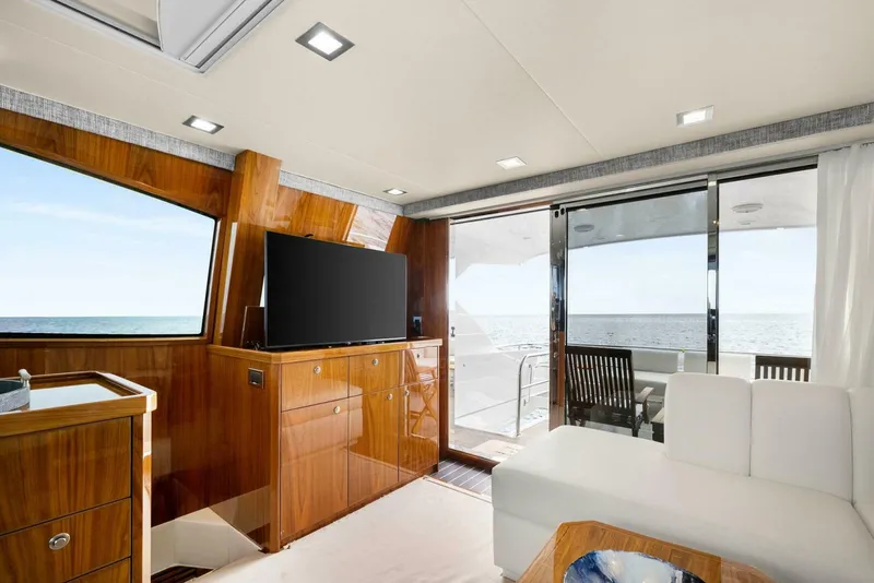 Slide: The Image of Viking 75 Motor Yacht 2022 - 11
