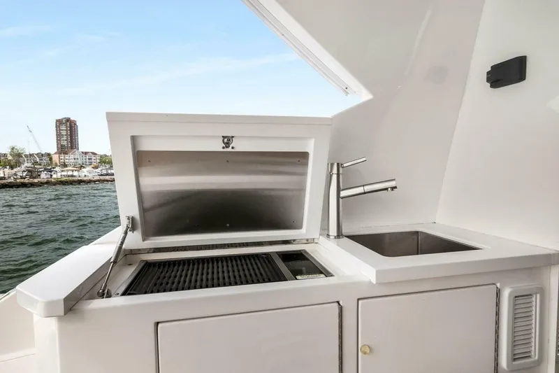 Slide: The Image of Viking 75 Motor Yacht 2022 - 65