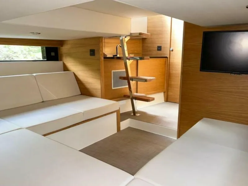 Slide: The Image of De Antonio 42 Open 2023 - 17