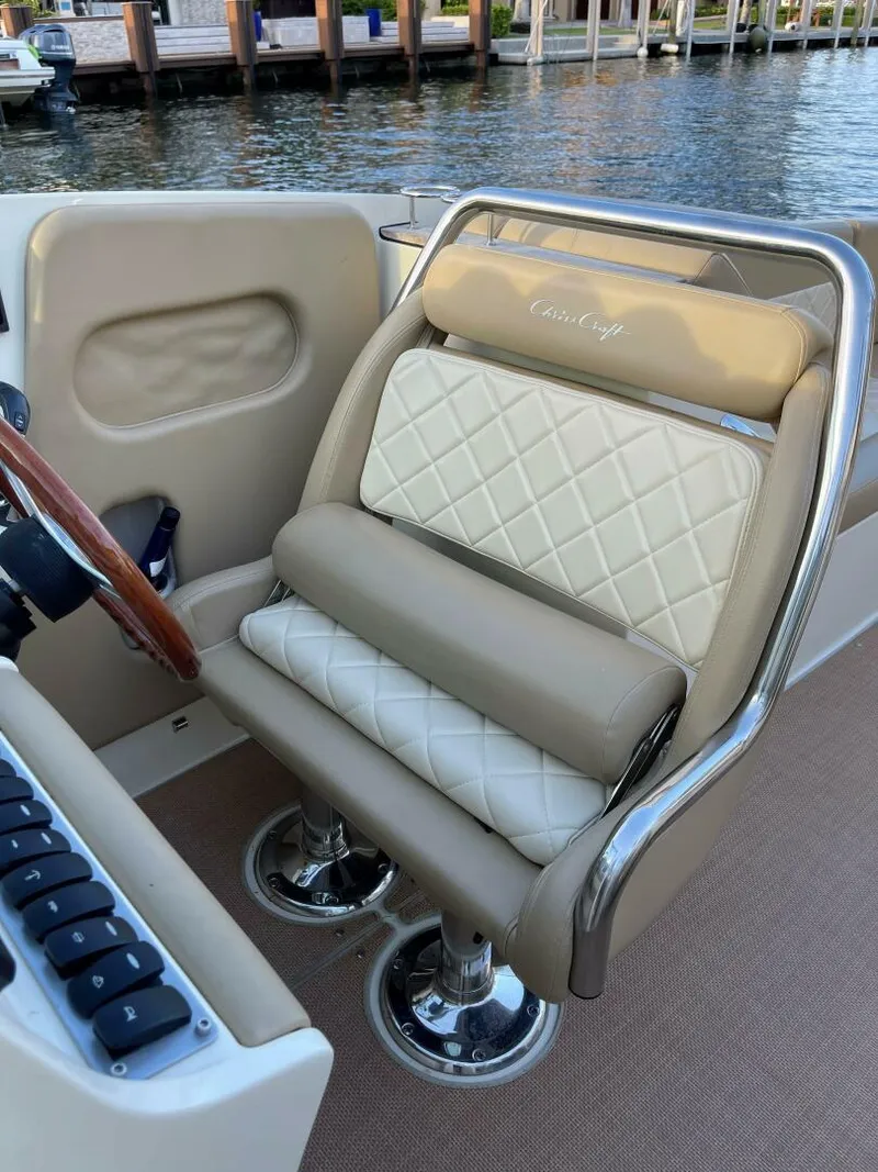 Slide: The Image of Chris-Craft Launch 32RJ 2015 - 15