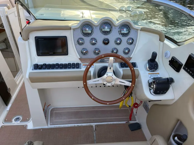 Slide: The Image of Chris-Craft Launch 32RJ 2015 - 16