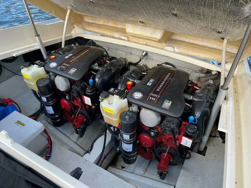 Slide: The Image of Chris-Craft Launch 32RJ 2015 - 28