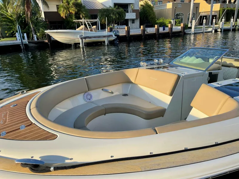 Slide: The Image of Chris-Craft Launch 32RJ 2015 - 5