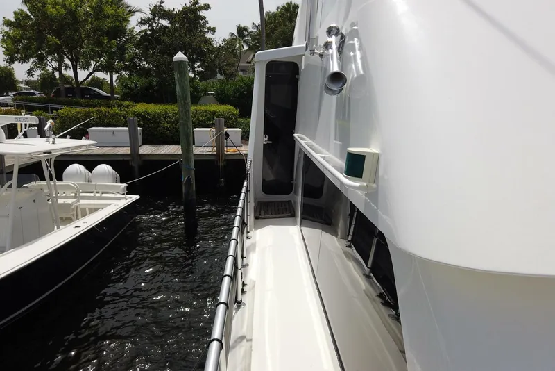 Slide: The Image of Viking Motoryacht 1999 - 6
