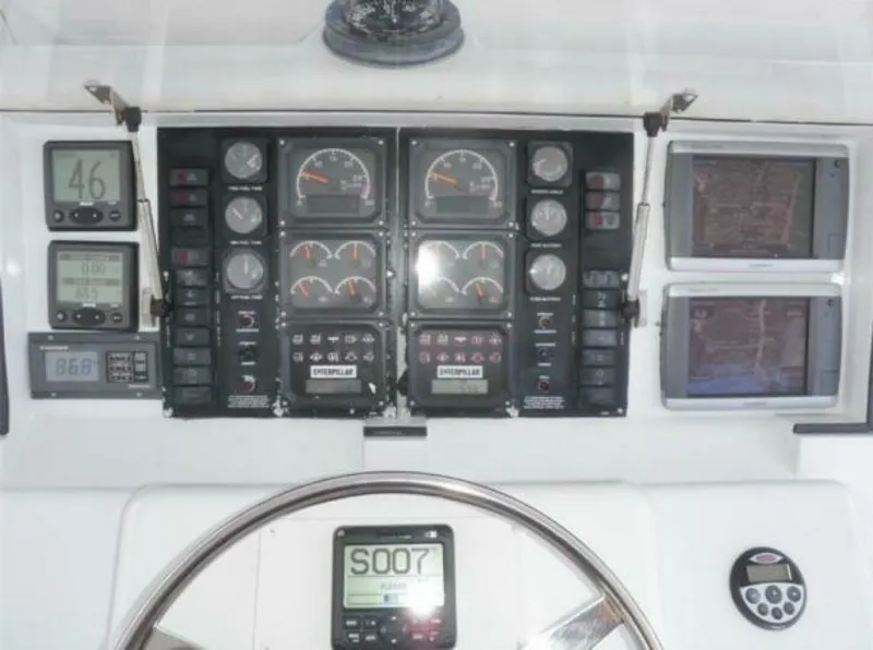 Slide: The Image of Caterpillar Sportfish 1998 - 4