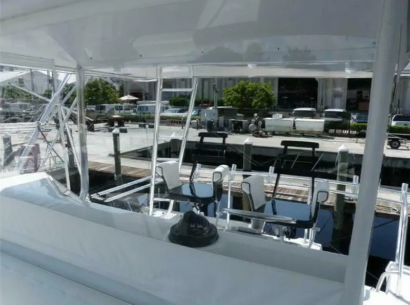 Slide: The Image of Caterpillar Sportfish 1998 - 8