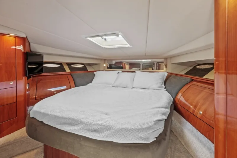 Slide: The Image of Sea Ray 550 Sundancer 2002 - 19