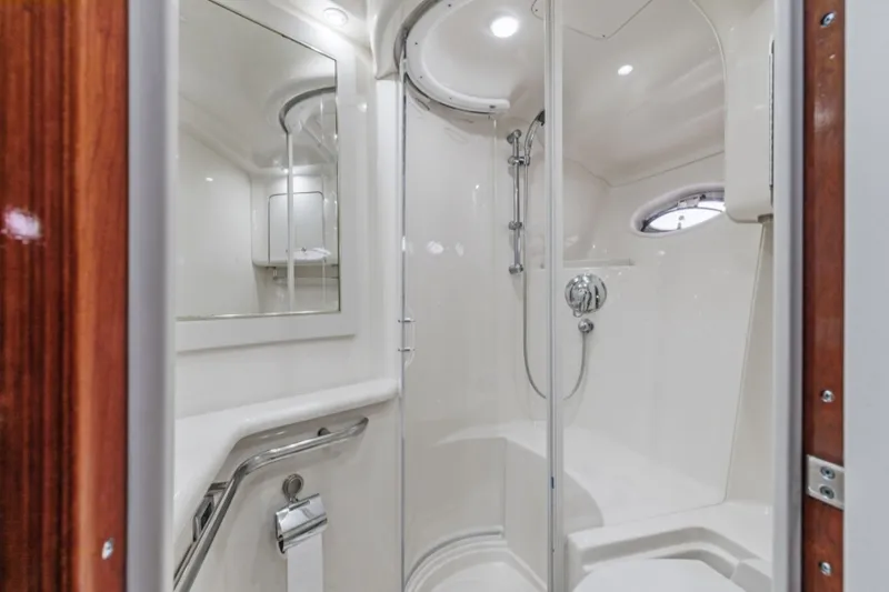 Slide: The Image of Sea Ray 550 Sundancer 2002 - 22