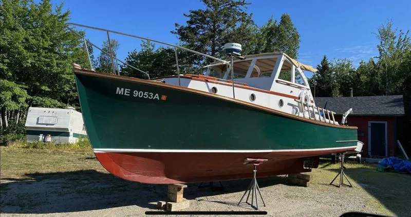 The Image of Bunker and Ellis Downeast Bass Boat 1960 - 0