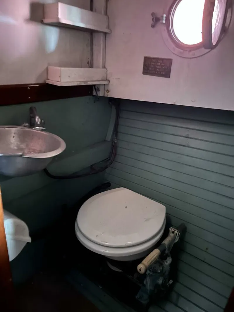 Slide: The Image of Bunker and Ellis Downeast Bass Boat 1960 - 17