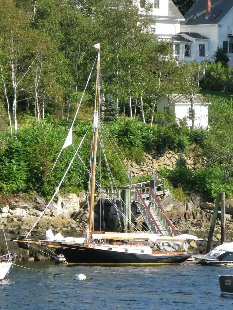 Slide: The Image of Bruno & Stillman Friendship Sloop 1973 - 35