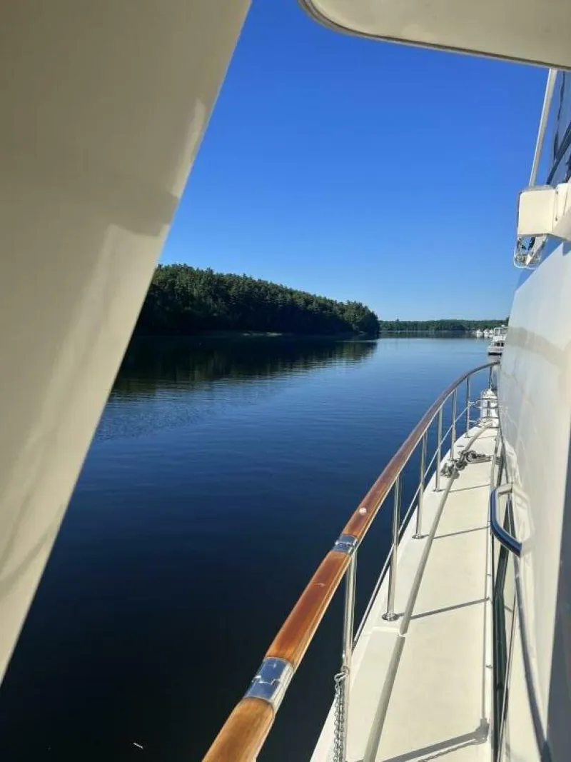 Slide: The Image of Hatteras Motor Yacht 1981 - 3