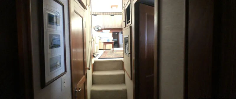 Slide: The Image of Hatteras Motor Yacht 1981 - 7