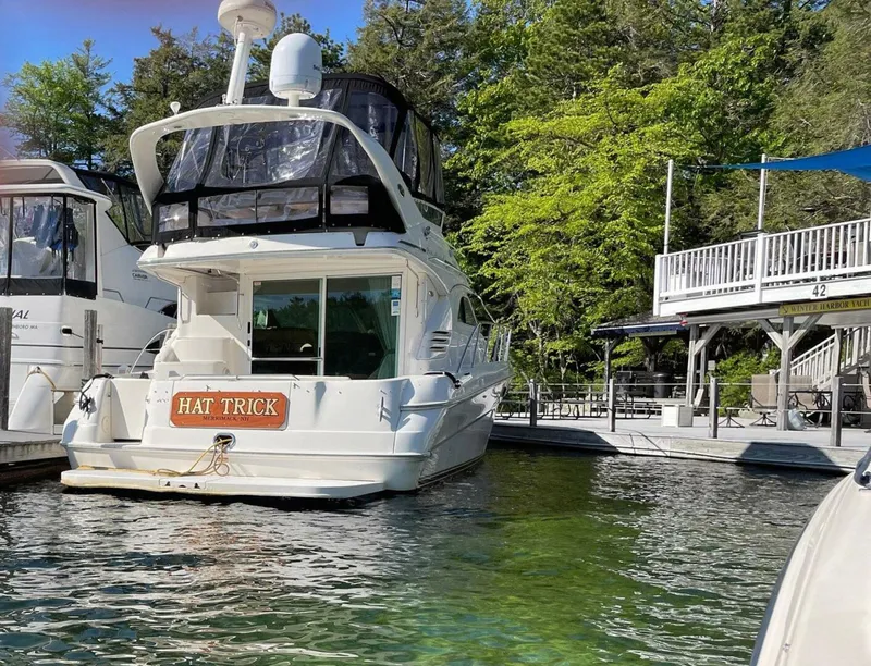 Slide: The Image of Sea Ray 400 Sedan Bridge 2003 - 10