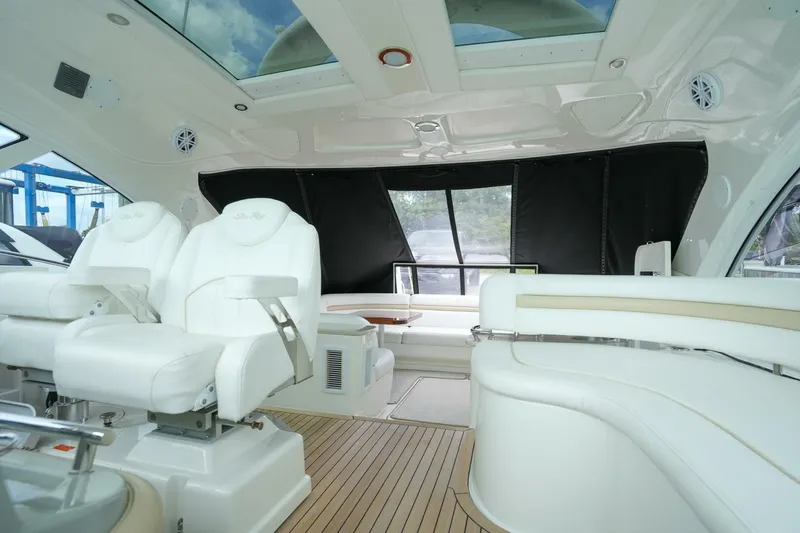 Slide: The Image of Sea Ray 500 Sundancer 2010 - 12