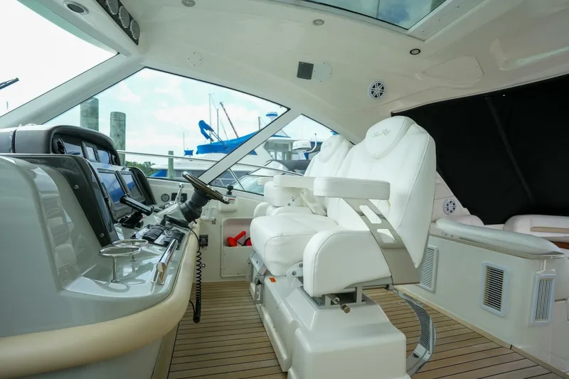 Slide: The Image of Sea Ray 500 Sundancer 2010 - 14