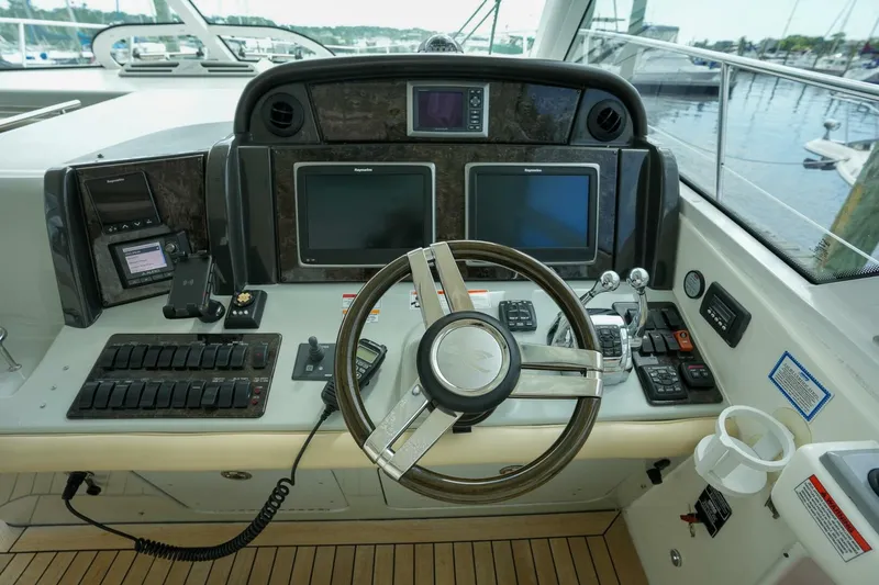 Slide: The Image of Sea Ray 500 Sundancer 2010 - 16