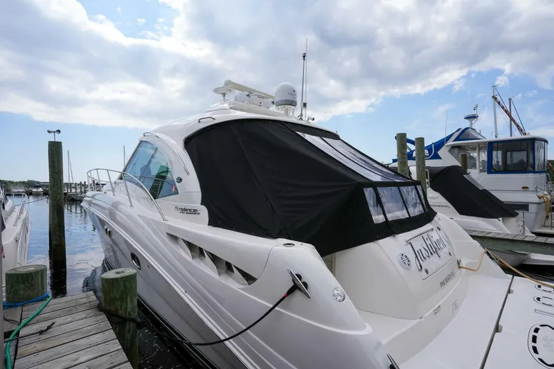 Slide: The Image of Sea Ray 500 Sundancer 2010 - 2