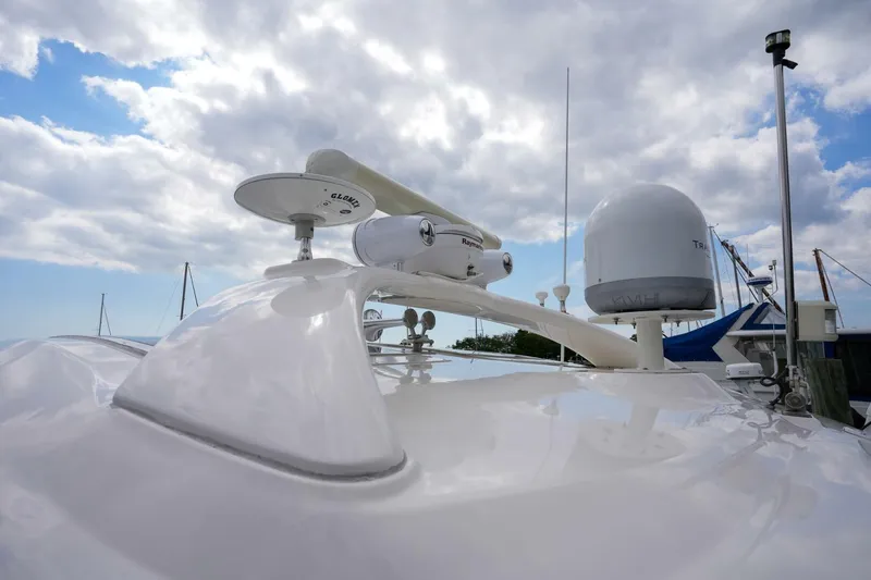 Slide: The Image of Sea Ray 500 Sundancer 2010 - 33