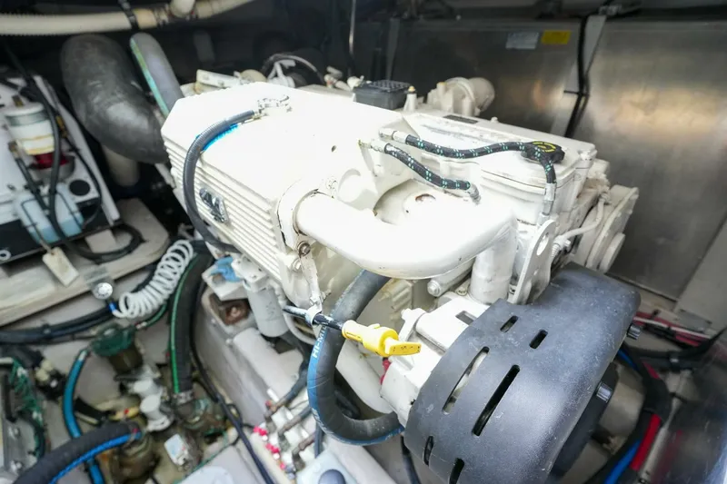 Slide: The Image of Sea Ray 500 Sundancer 2010 - 38