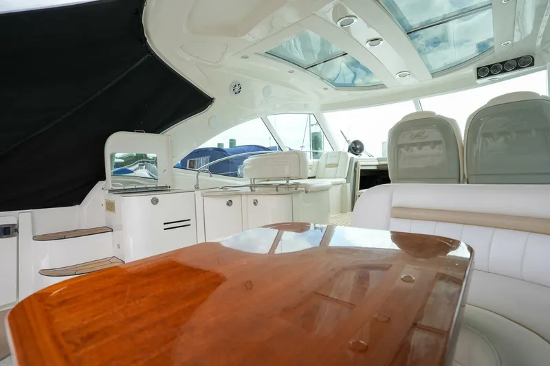 Slide: The Image of Sea Ray 500 Sundancer 2010 - 8
