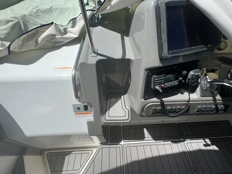Slide: The Image of Cruisers 340 Express 2007 - 14