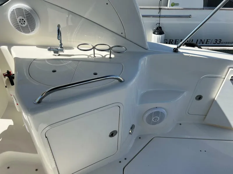 Slide: The Image of Sea Ray Sundancer 2006 - 8