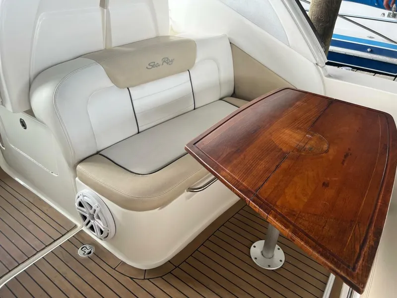 Slide: The Image of Sea Ray 330 Sundancer 2008 - 16