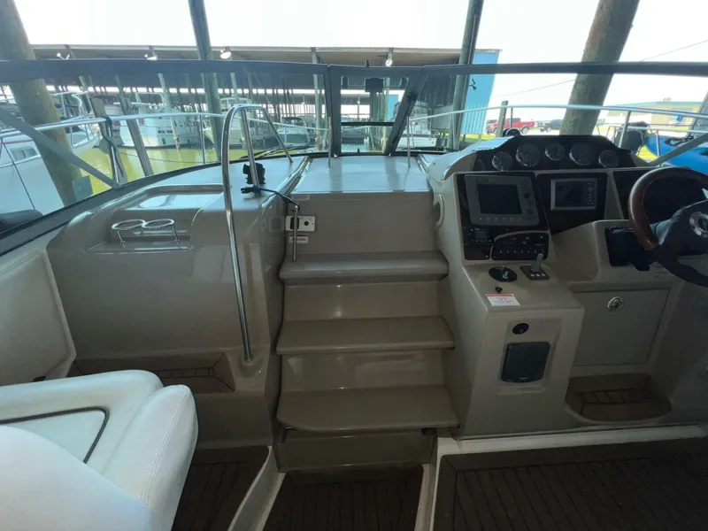 Slide: The Image of Sea Ray 330 Sundancer 2008 - 29