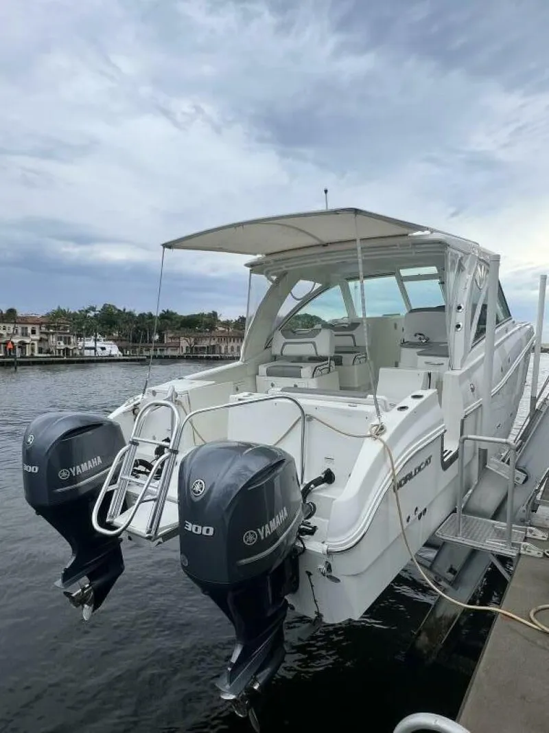 Slide: The Image of World Cat 320 DC 2019 - 3
