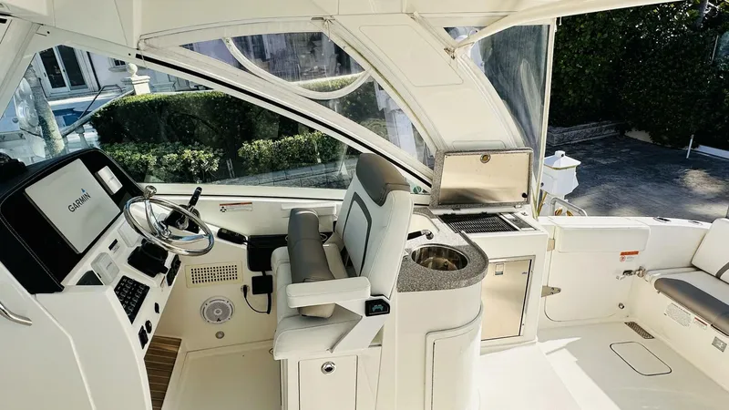 Slide: The Image of World Cat 320 DC 2019 - 4
