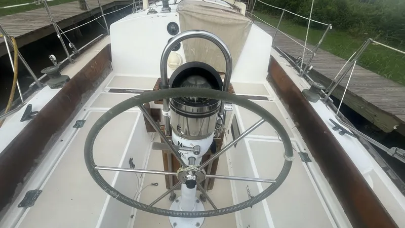 Slide: The Image of Cape Dory 1981 - 13