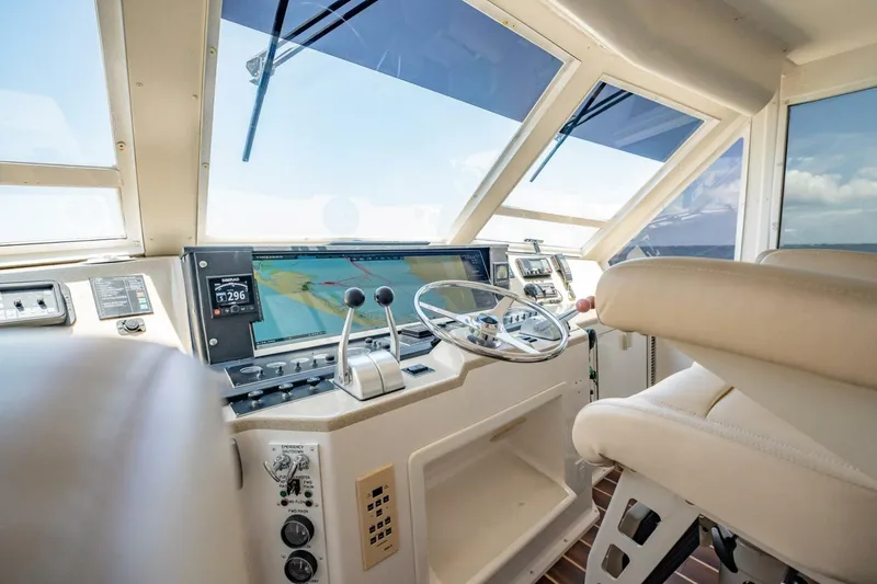 Slide: The Image of Viking 60 Cockpit Sport Yacht 2000 - 10