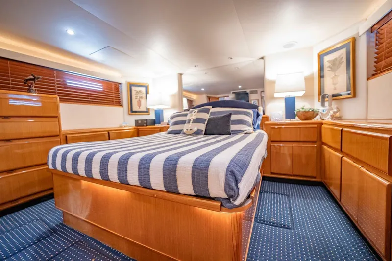 Slide: The Image of Viking 60 Cockpit Sport Yacht 2000 - 27