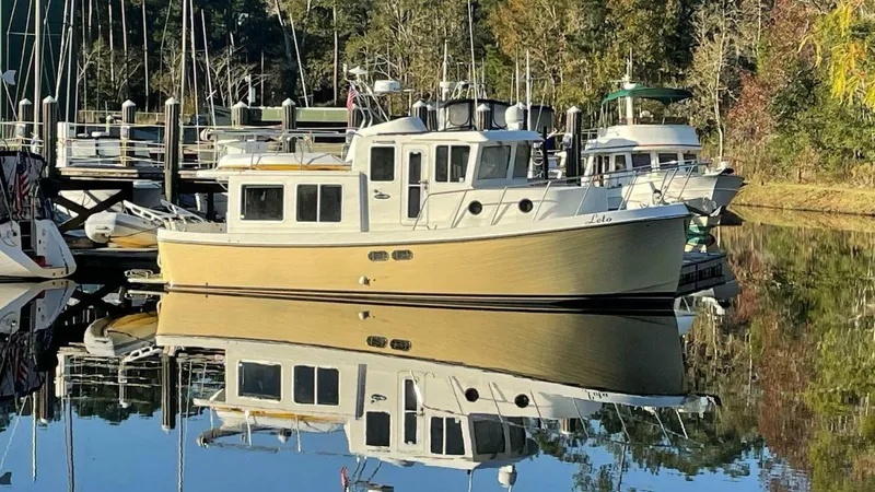 The Image of American Tug 34 2001 - 0