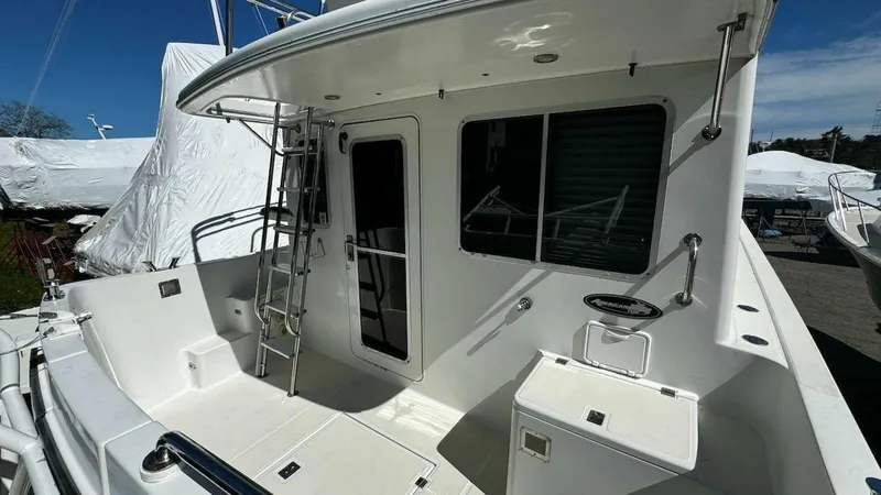 Slide: The Image of American Tug 34 2001 - 11