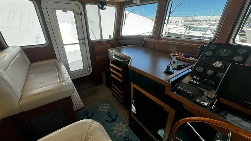 Slide: The Image of American Tug 34 2001 - 22