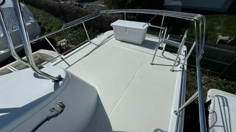 Slide: The Image of American Tug 34 2001 - 6