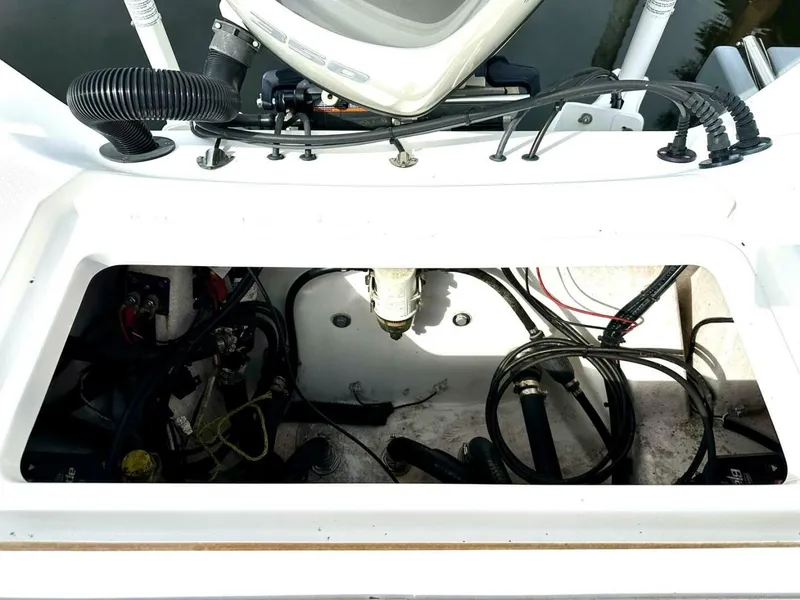 Slide: The Image of Blue Wave 2800 Pure Hybrid 2020 - 5