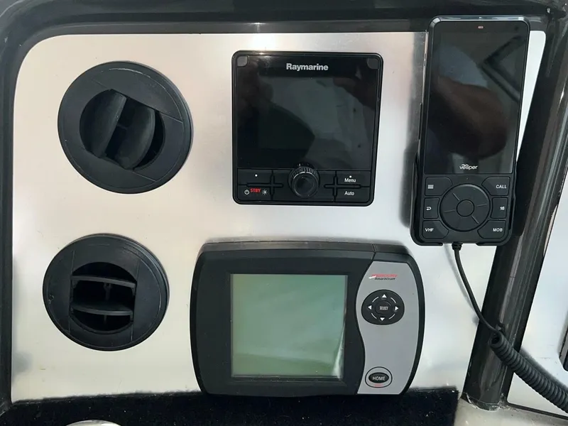 Slide: The Image of Sea Ray 40 MY 2006 - 23