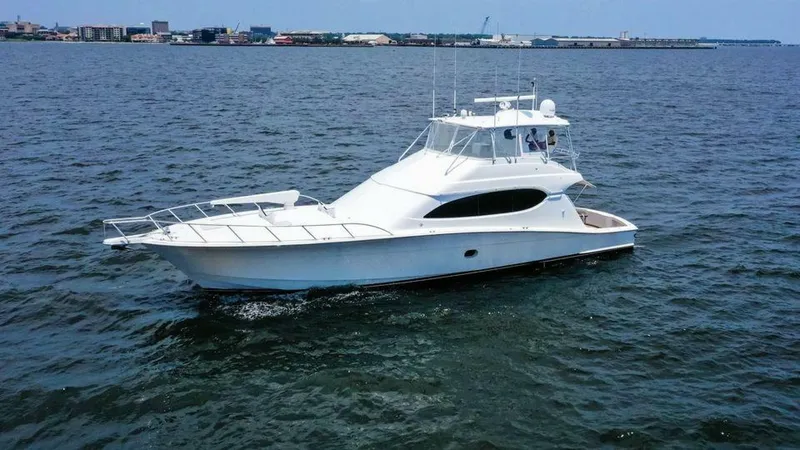 The Image of Hatteras 68 Convertible 2007 - 0