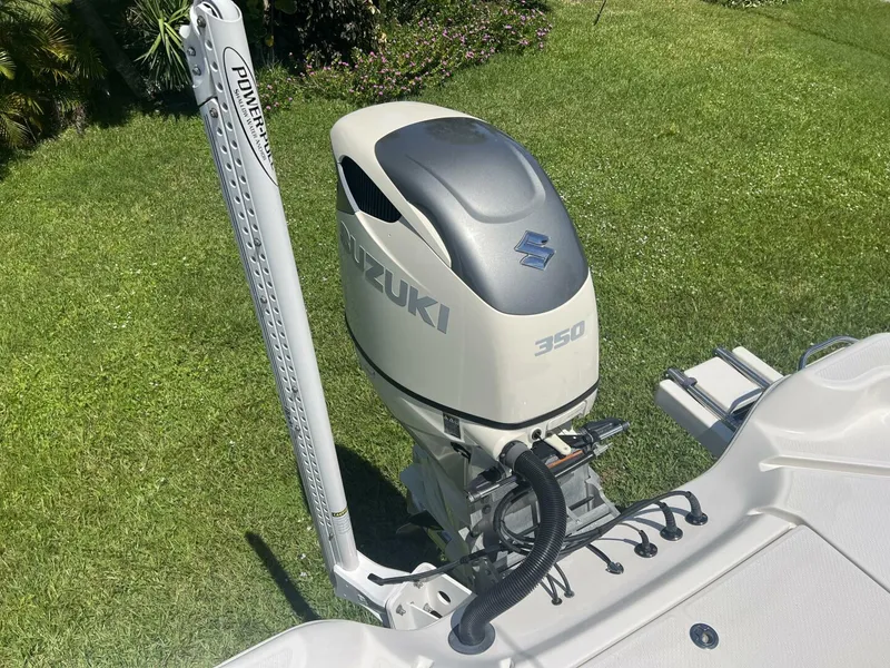 Slide: The Image of Blue Wave 2800 Pure Hybrid 2019 - 12