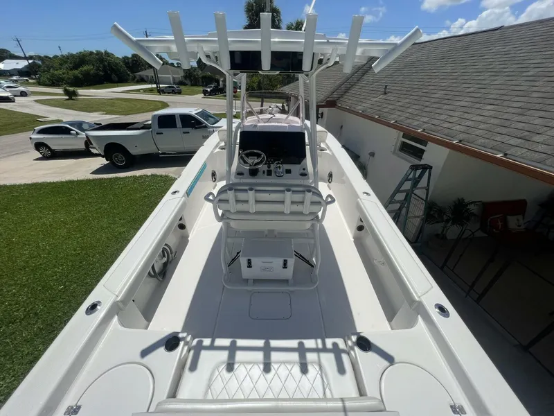 Slide: The Image of Blue Wave 2800 Pure Hybrid 2019 - 19