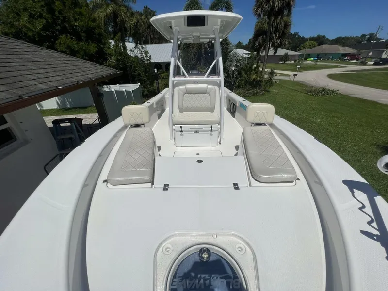 Slide: The Image of Blue Wave 2800 Pure Hybrid 2019 - 33
