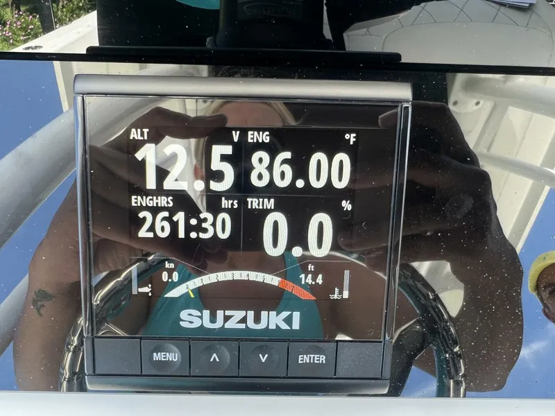 Slide: The Image of Blue Wave 2800 Pure Hybrid 2019 - 37