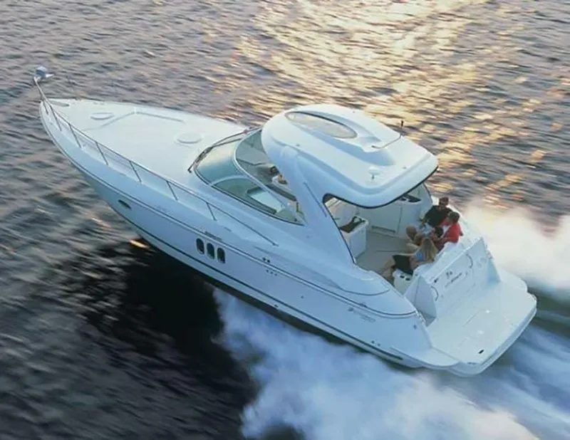 The Image of Cruisers 420 Express 2006 - 0
