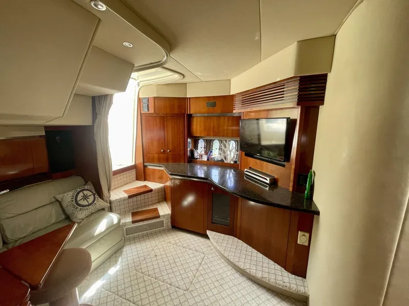 Slide: The Image of Cruisers 420 Express 2006 - 17