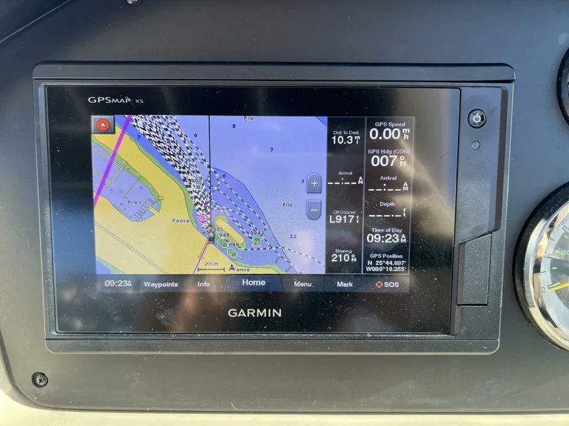 Slide: The Image of Sea Ray 300 SLX 2012 - 21
